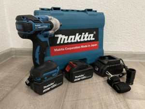 AKU UDARNI ODVIJAČ MAKITA 128 V