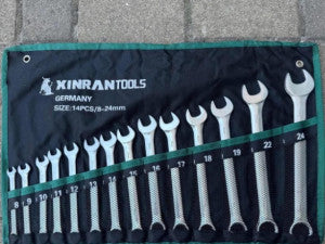 SET OKASTO VILASTIH KLJUČEVA 14/1