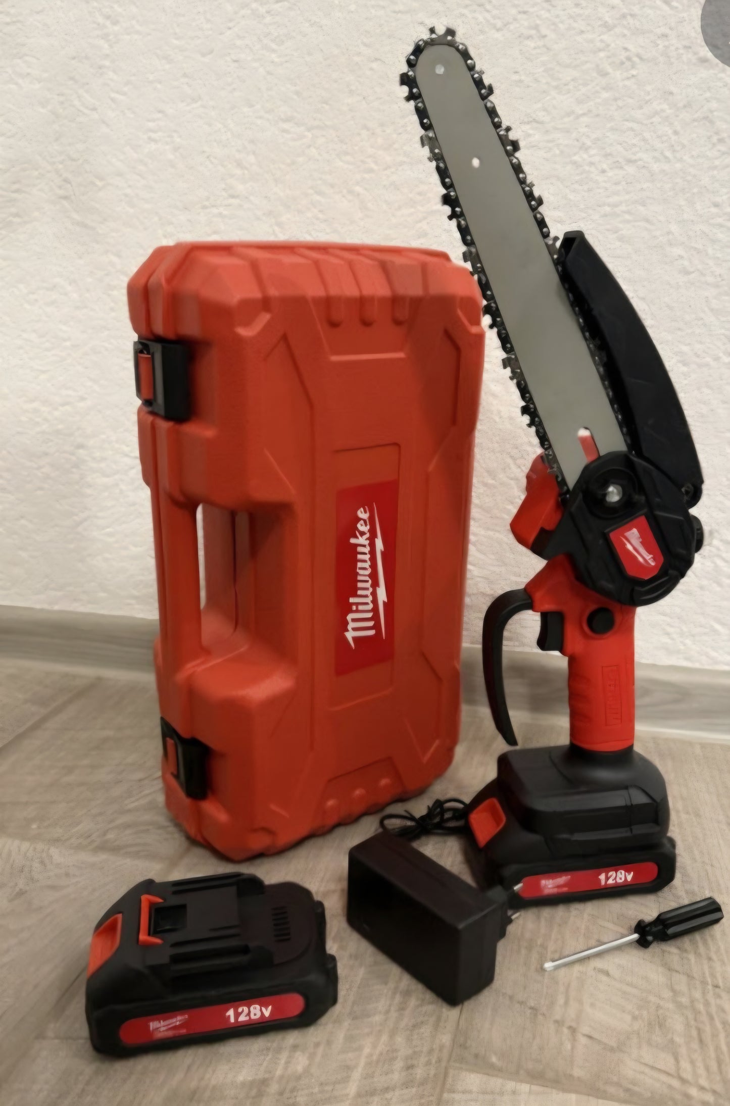 AKU PILA - MOTORKA Milwaukee